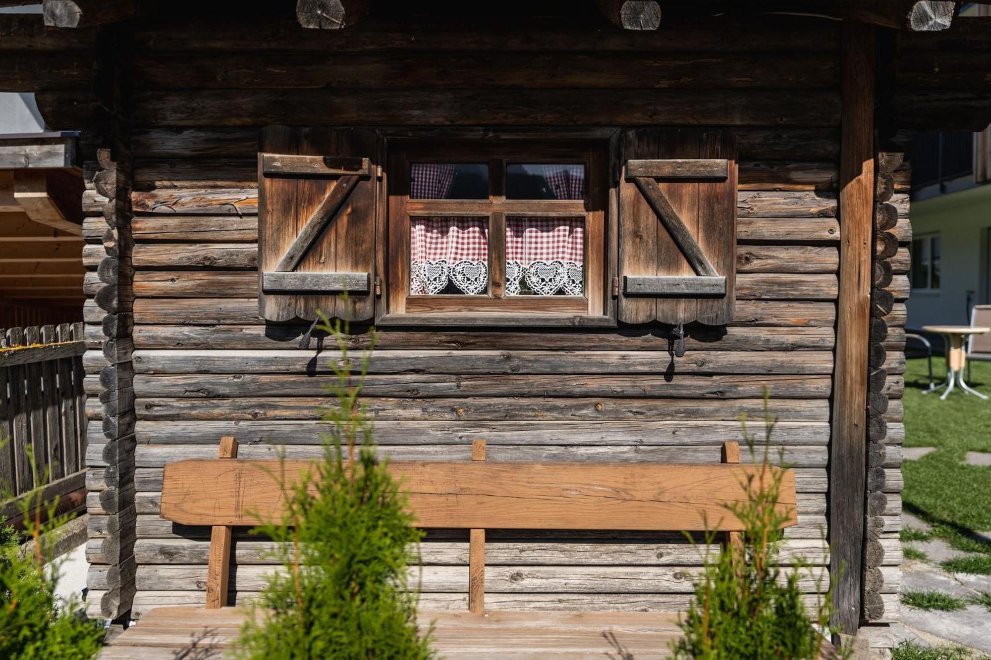 Ariane'S Guesthouse Sexten Exterior photo