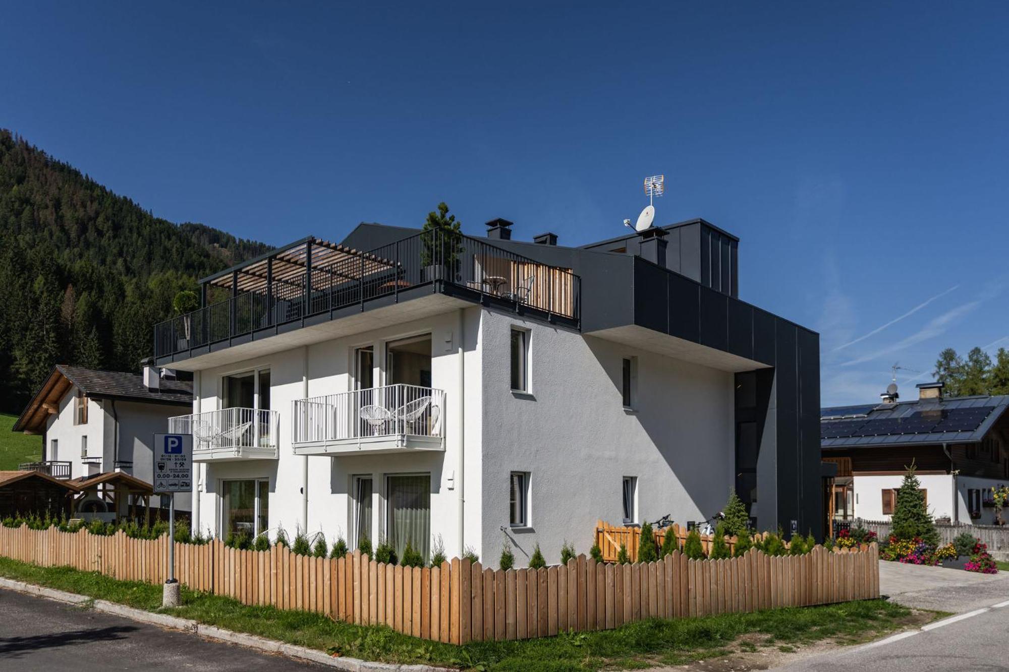 Ariane'S Guesthouse Sexten Exterior photo