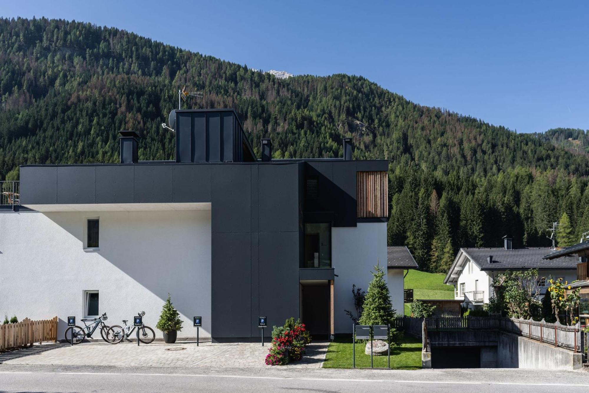 Ariane'S Guesthouse Sexten Exterior photo